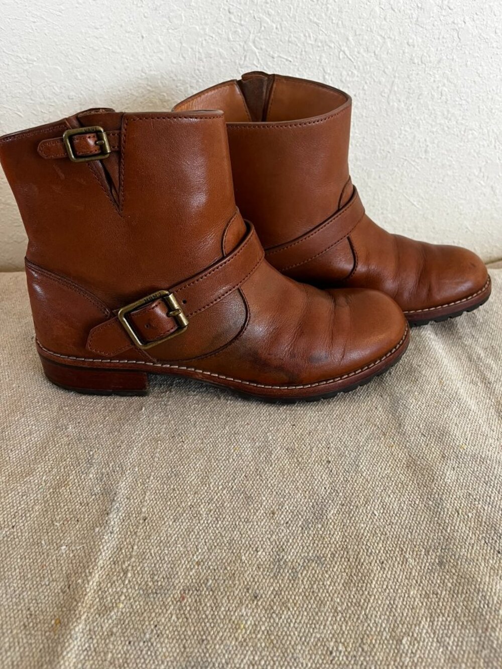 Marc By Marc Jocobs Woman's Brown Leather Classic Buckle Ankle Boots Sz 38